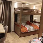 مدينة نصر, شارع عباس العقاد